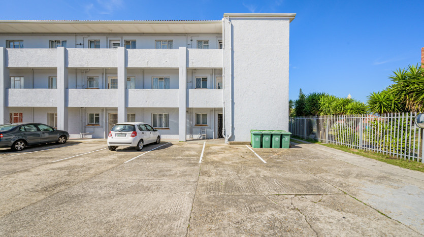 Lucrative Residential Investment Port Elizabeth Property Images