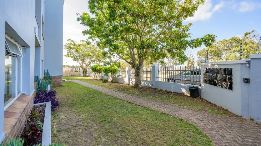 Lucrative Residential Investment Port Elizabeth Property Images