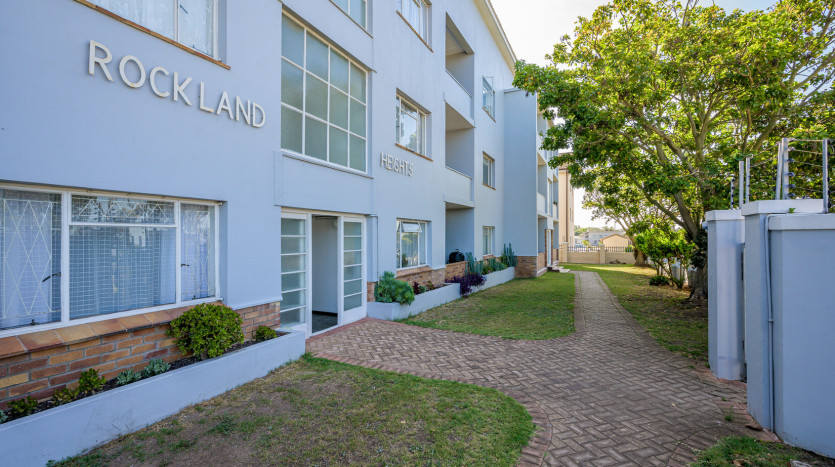 Lucrative Residential Investment Port Elizabeth Property Images