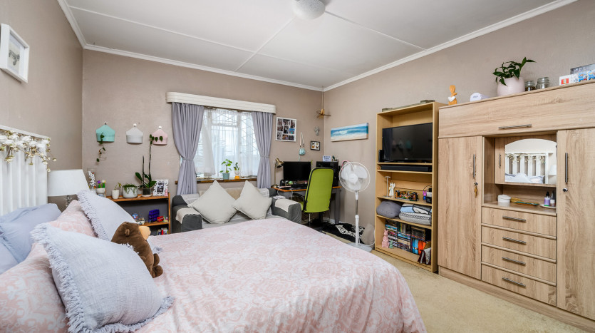 Lucrative Residential Investment Port Elizabeth Property Images