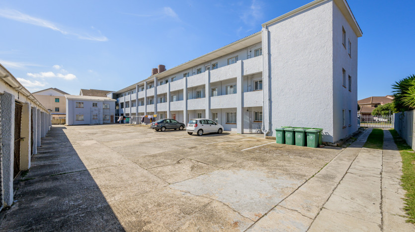 Lucrative Residential Investment Port Elizabeth Property Images