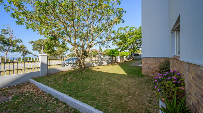 Lucrative Residential Investment Port Elizabeth Property Images