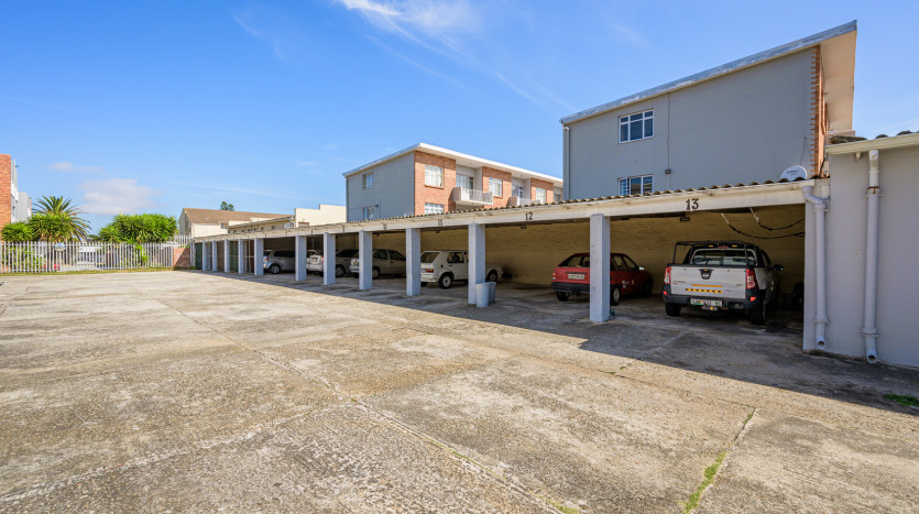 Lucrative Residential Investment Port Elizabeth Property Images