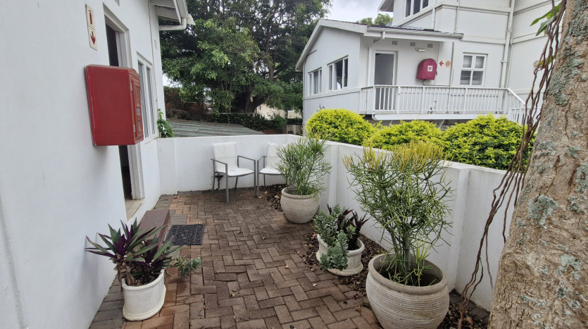 DECEASED ESTATE: Versatile 8 Bedroom Home in Upper Durban North Property Images