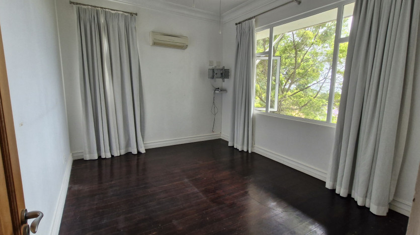 DECEASED ESTATE: Versatile 8 Bedroom Home in Upper Durban North Property Images