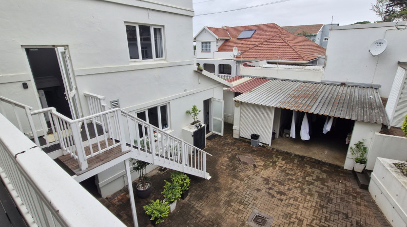 DECEASED ESTATE: Versatile 8 Bedroom Home in Upper Durban North Property Images