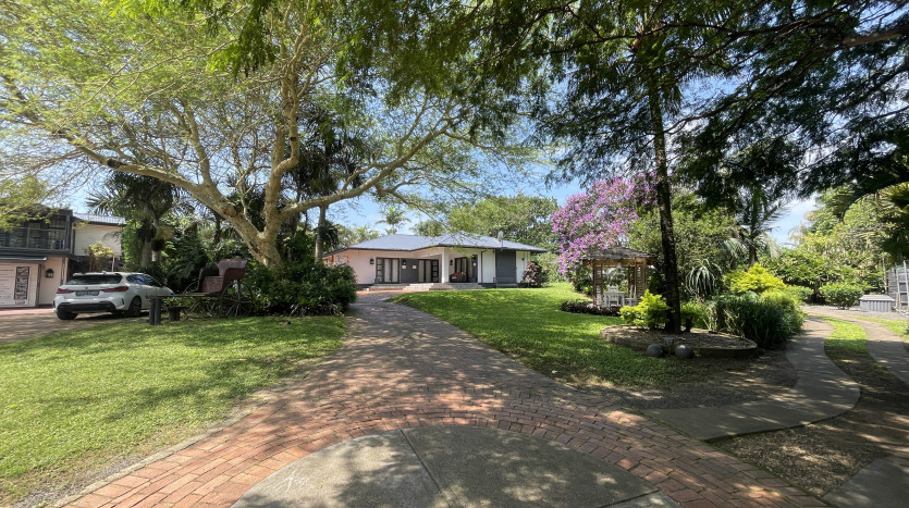 Prime Boutique Estate with Luxury Accommodation & Event Facilities Property Images