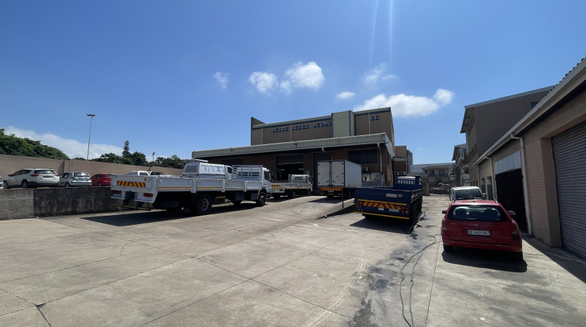 Prominent Industrial Property In Congella Property Images