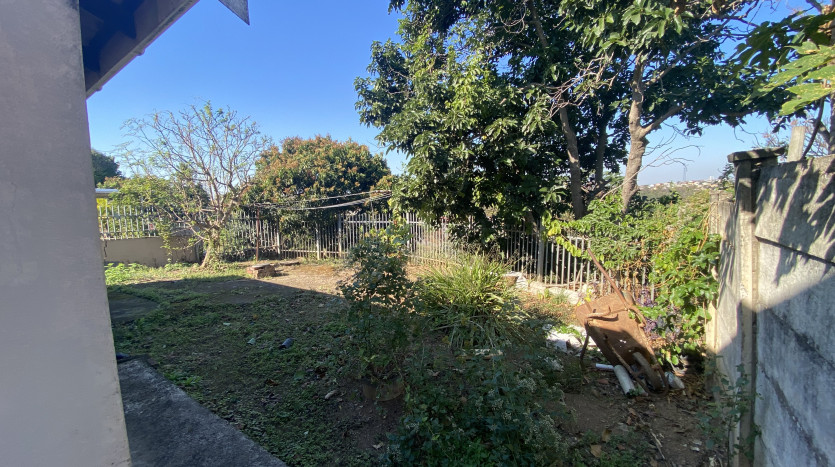 DECEASED ESTATE: Double Storey Home in Newlands West Property Images