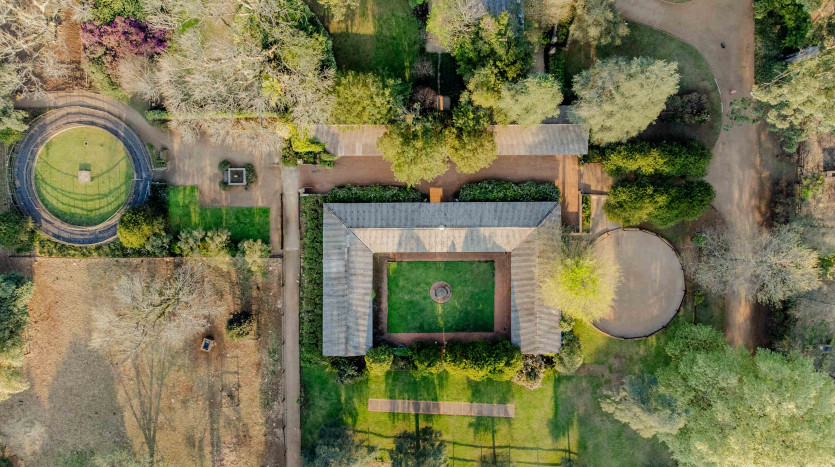 Equestrian Centre, Corporate Retreat or Wedding Venue Property Images