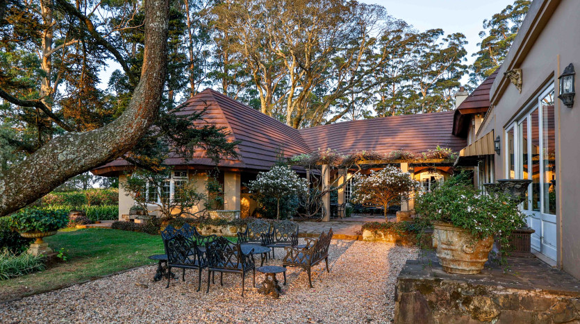 Equestrian Centre, Corporate Retreat or Wedding Venue Property Images