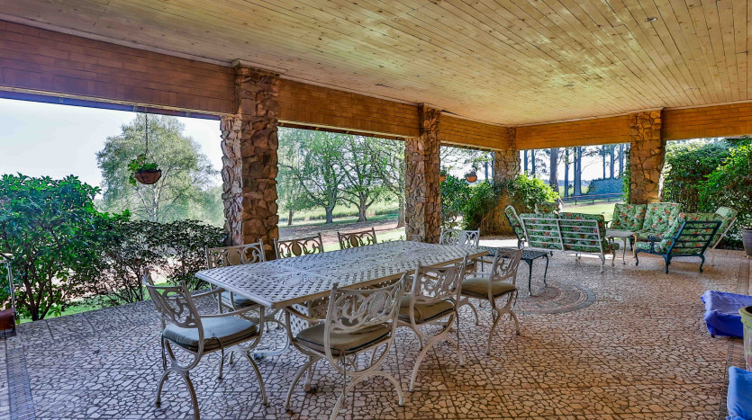 Equestrian Centre, Corporate Retreat or Wedding Venue Property Images