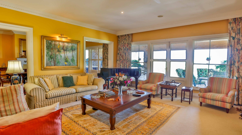 Equestrian Centre, Corporate Retreat or Wedding Venue Property Images