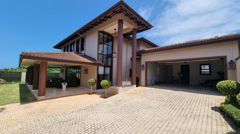Spacious 3 Bedroom Home Property Lead Image