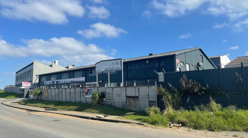 Warehouse in Braelyn, East London Property Lead Image
