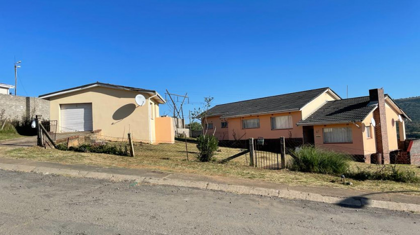 House in Butterworth Property Lead Image