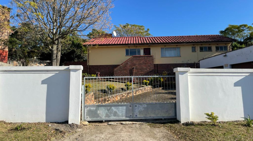 4 Bedroom House in Butterworth Property Images