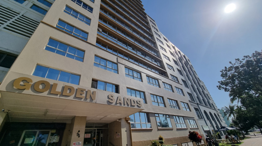 2 Bedroom Apartment on Durban Beachfront Property Lead Image