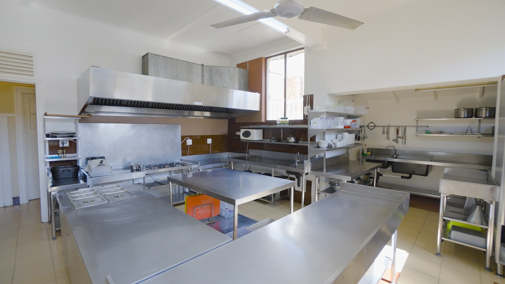 2 x Upmarket Joint Properties with 23 Rooms