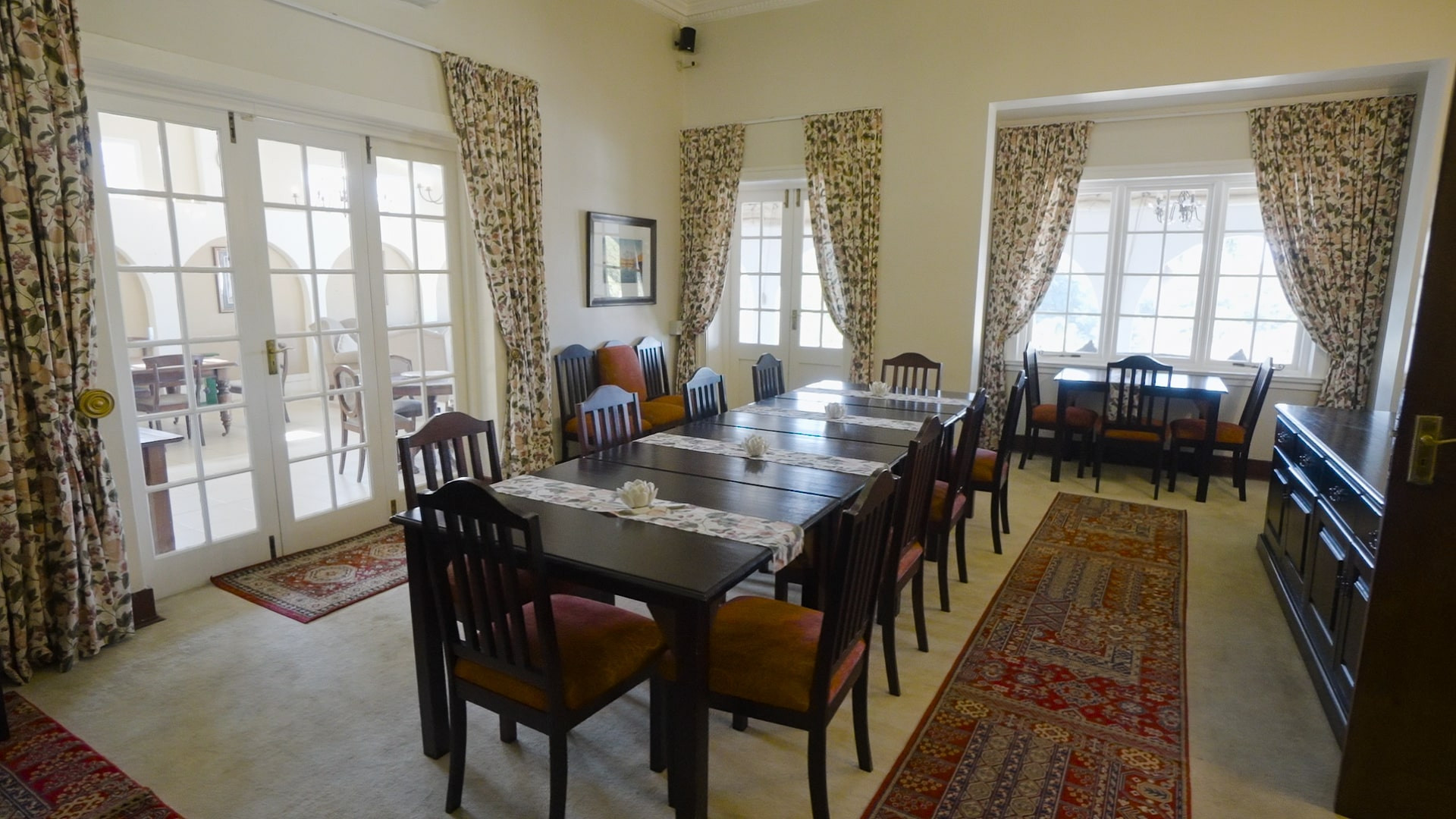 2 x Upmarket Joint Properties with 23 Rooms