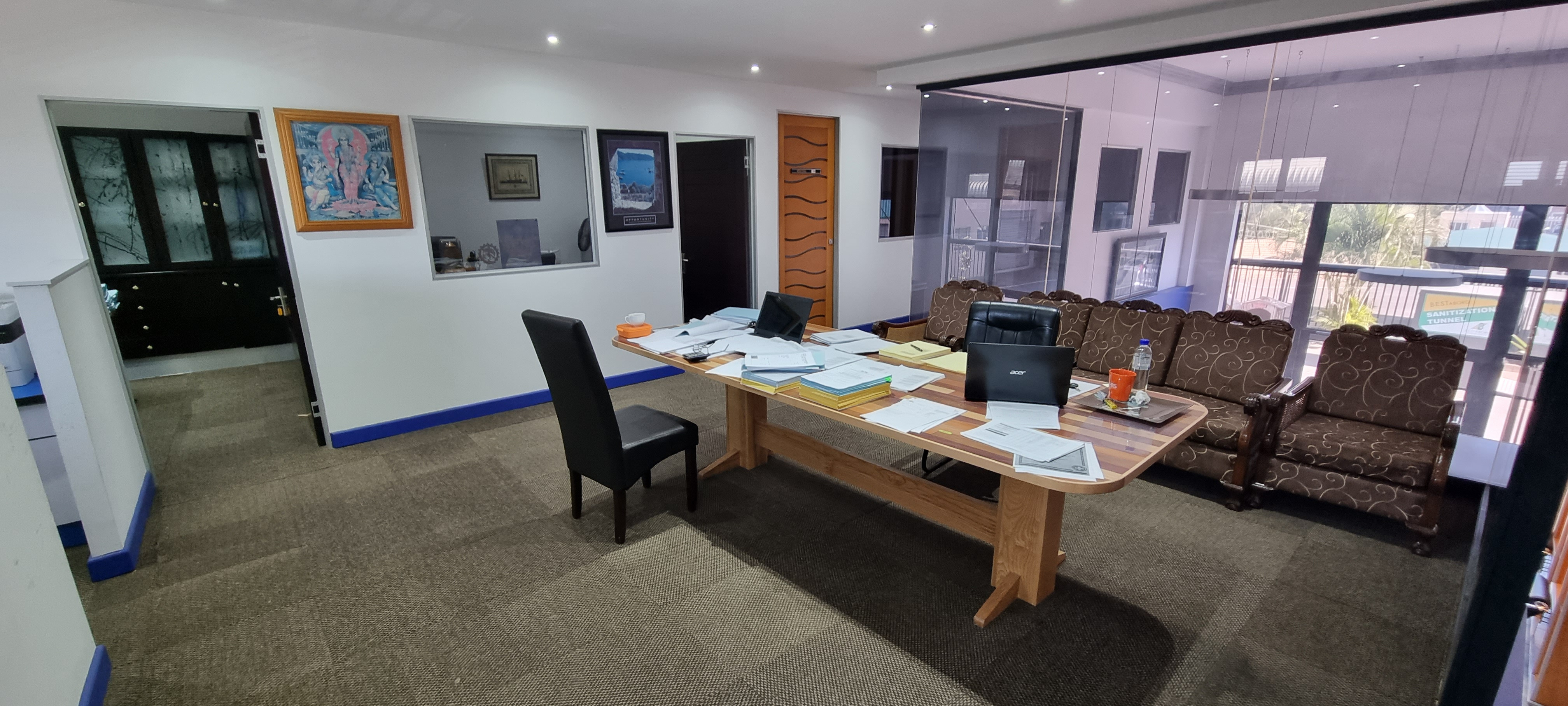 ± 4 000 m² Warehouse Facilities in Springfield Park