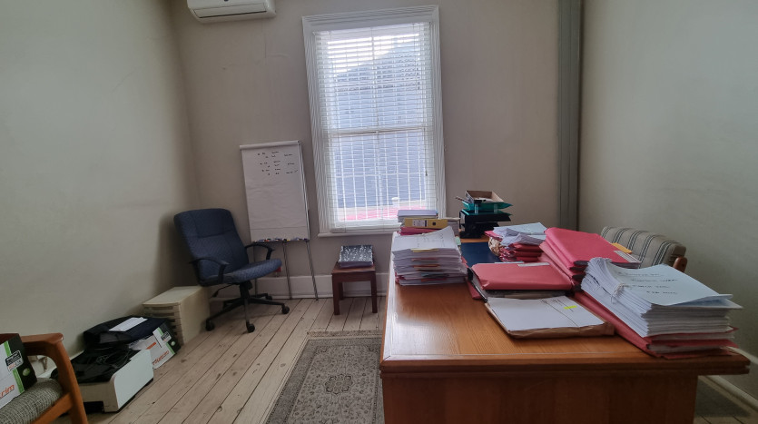 3 Storey Building in Overport Property Images