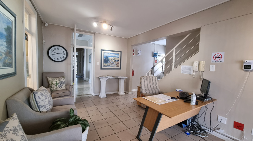 3 Storey Building in Overport Property Images