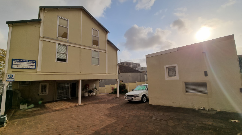 3 Storey Building in Overport Property Images