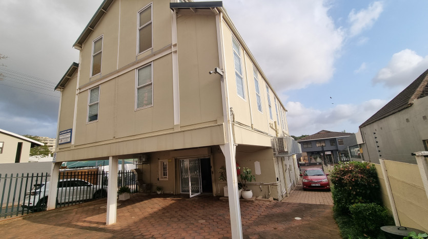 3 Storey Building in Overport Property Images