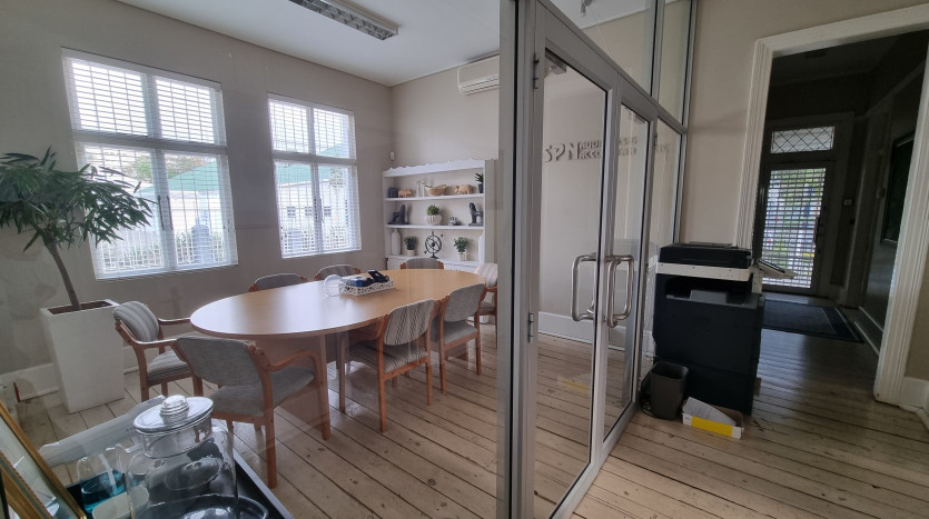 3 Storey Building in Overport Property Images