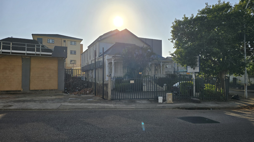 Strategically Positioned Commercial Property Durban Overport Property Images