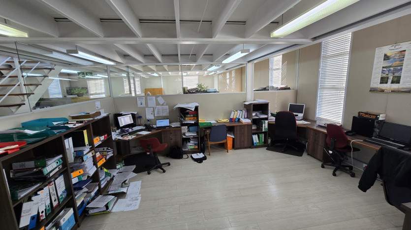 Strategically Positioned Commercial Property Durban Overport Property Images