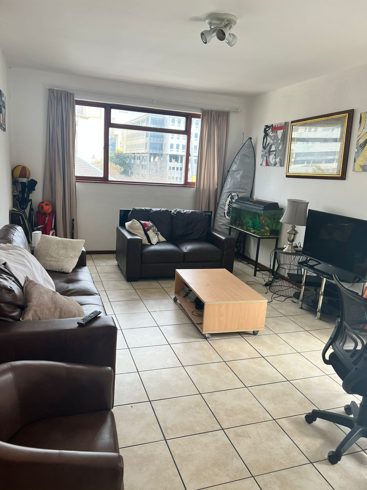 2 Bedroom Apartment near Newlands Stadium