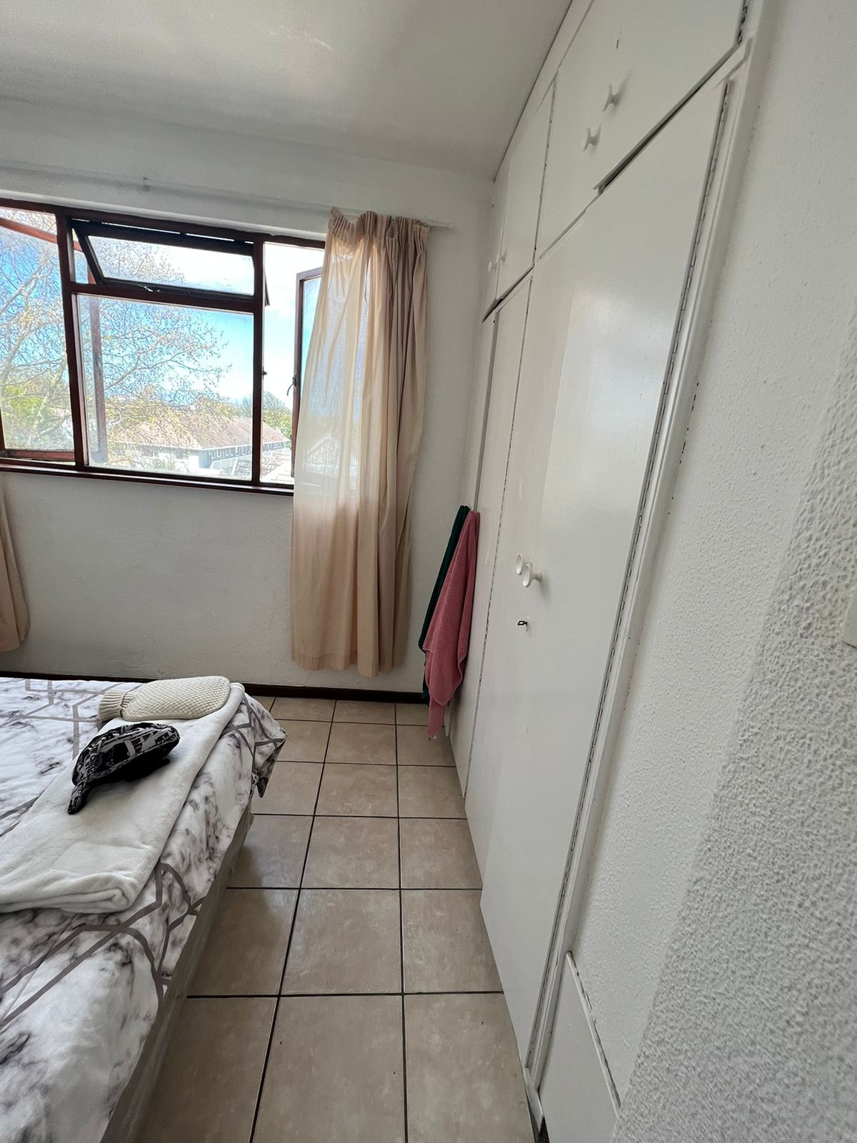 2 Bedroom Apartment near Newlands Stadium