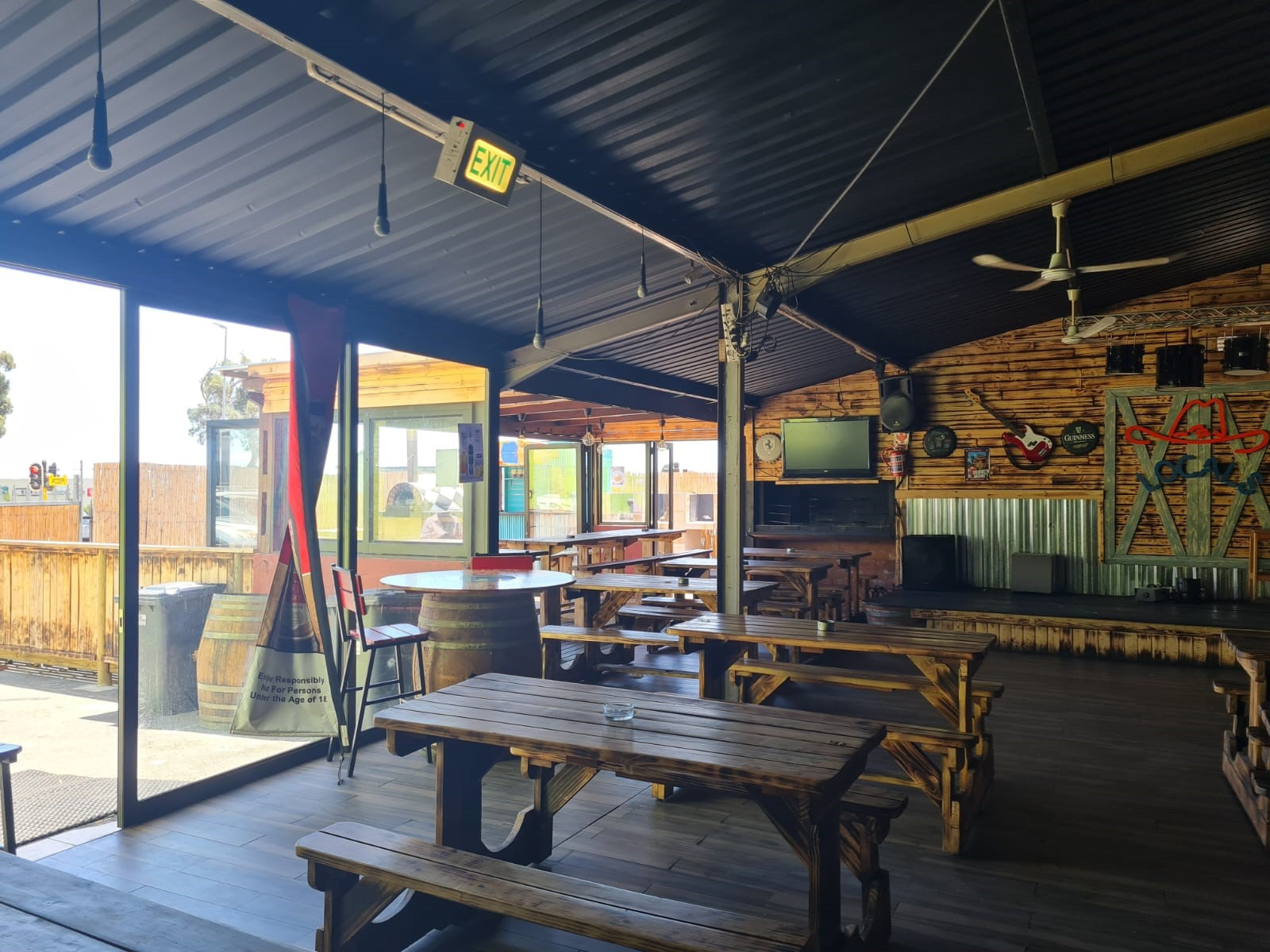 Commercial & Retail Building